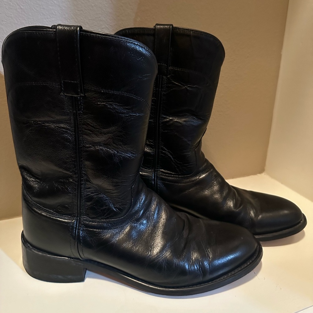 Old west black boots